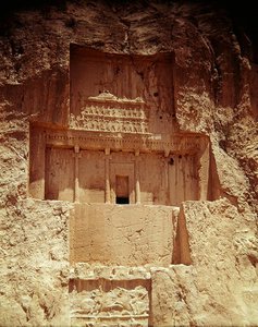 ダリウス1世の霊廟 作： Achaemenid